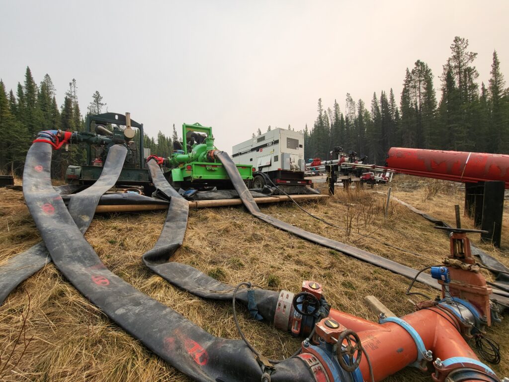 Visual demonstrations of frac water transfer, including images and video showcasing the efficient movement of water using high-capacity pumps and modern equipment. These visuals highlight safe practices and advanced techniques for seamless water management during hydraulic fracturing operations.